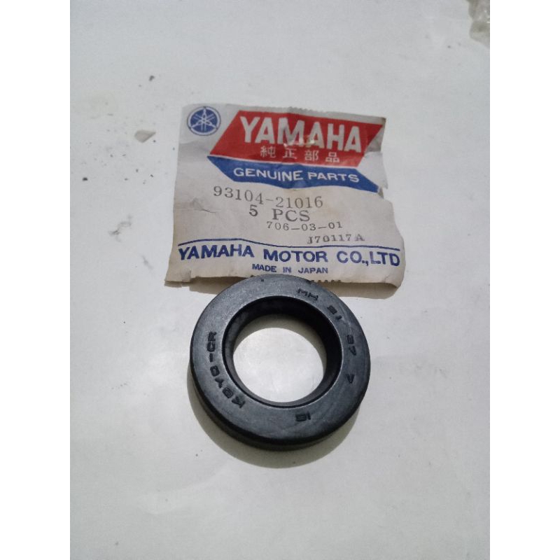Oil seal (21x37x7) 93104-21016