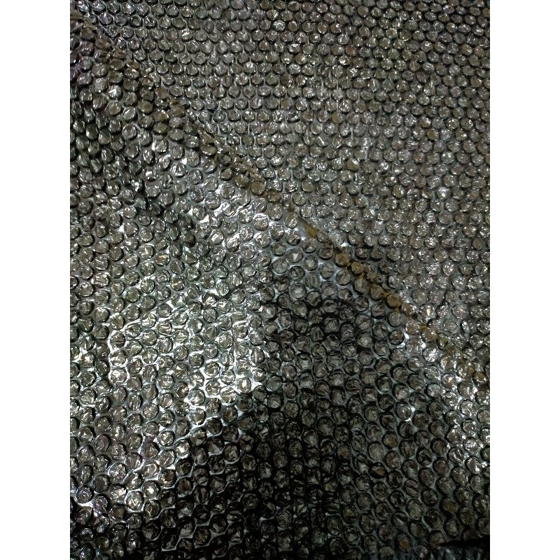 

Extra Buble Wrap Hitam Buat Packingan Yang Lebih Aman