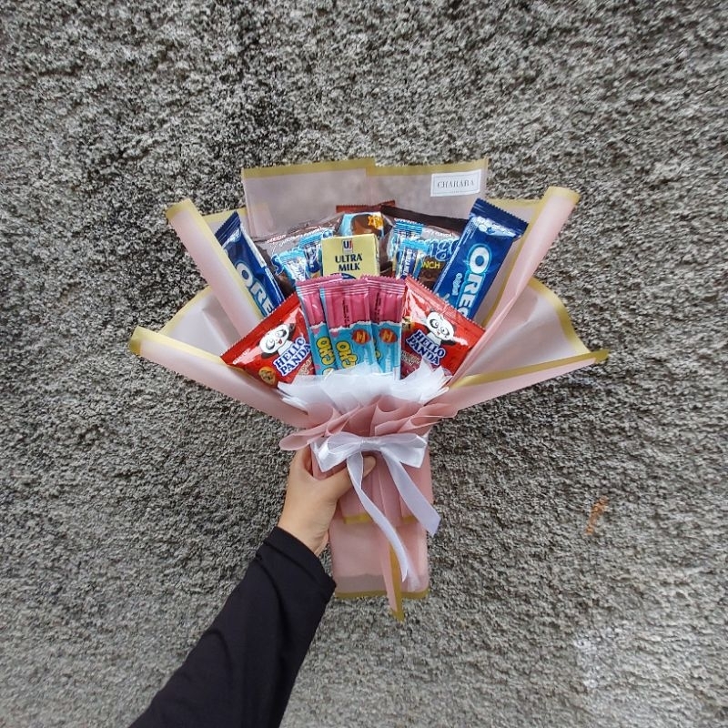 

Charara (XL) Bouquet Snack Murah Free Packing dan Greeting Card Kartu Ucapan || hadiah gift bucket baket buket wisuda birthday graduation
