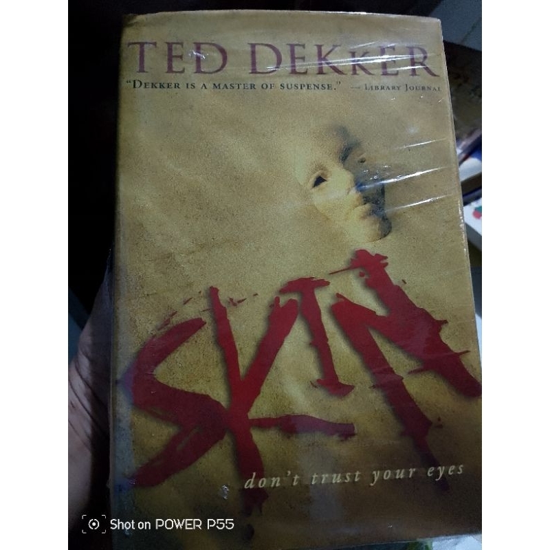 SKIN - TED DEKkER (dont' trust your eyes) Library Journal