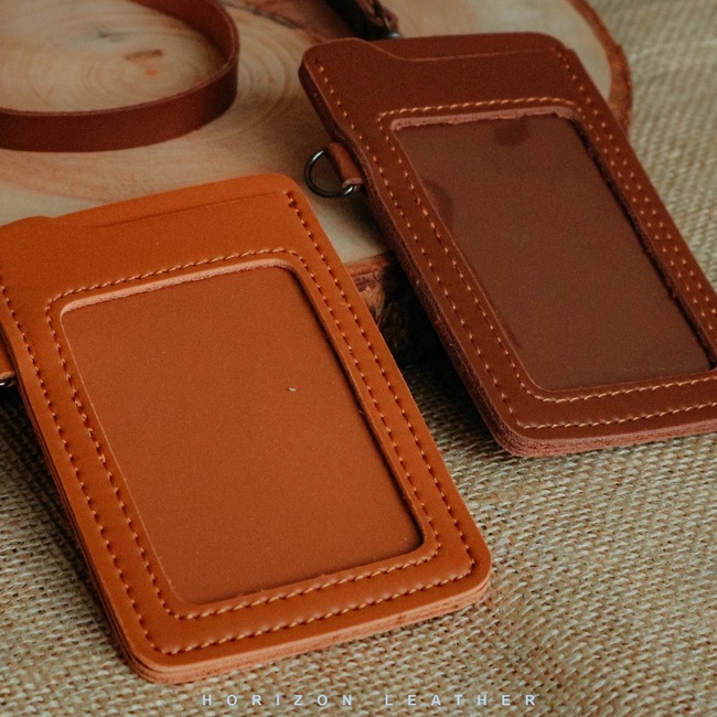 

Hemat Menarik Name Tag Kulit Id Card holder kulit Lanyard Kulit 2 Slot