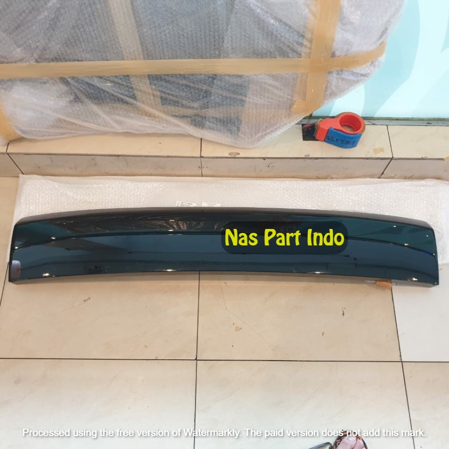 Garnish Garnis Bagasi Bawah Hitam Black Asli Mitsubishi Pajero Sport Tahun 2009 - 2015