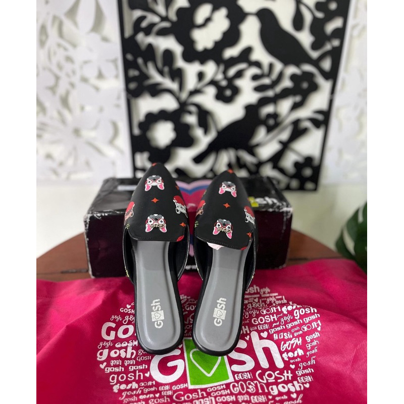 sepatu cewek  Gosh  new