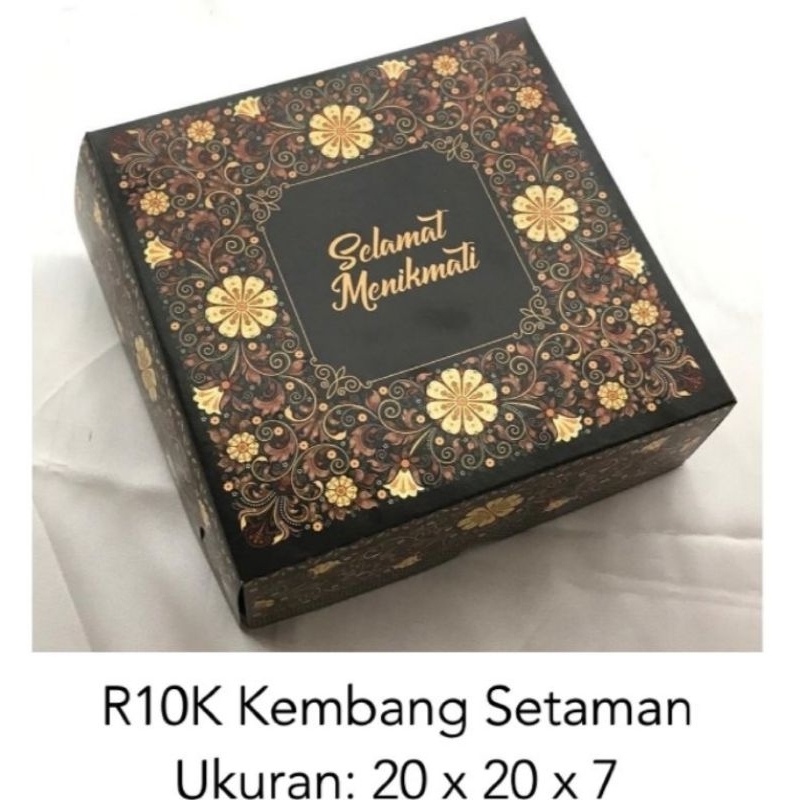 

DUS R10K 20X20X7 KEMBANG SETAMAN / DUS R10K MOTIF BATIK / DUS 20 MOTIF / DUS SNACK / DUS NASI