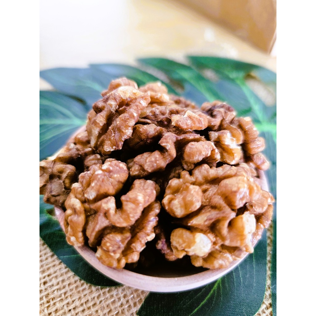 

KACANG WALNUT MENTAH / KACANG KENARI MENTAH