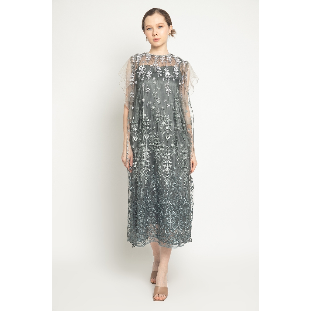 ATELIER MODE Soft Embroidered Tulle Starry Dress