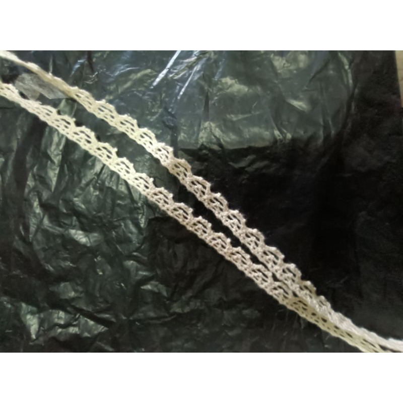 renda rajut cream 8mm