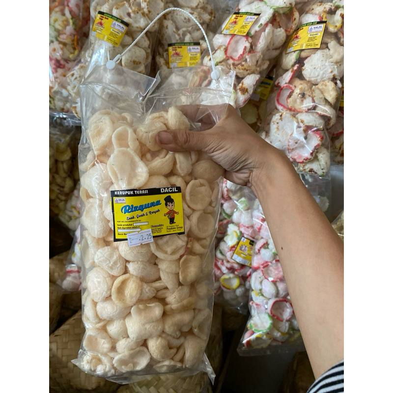 

Kerupuk Goreng Pasir Rasa Terasi Berat 95 Gram