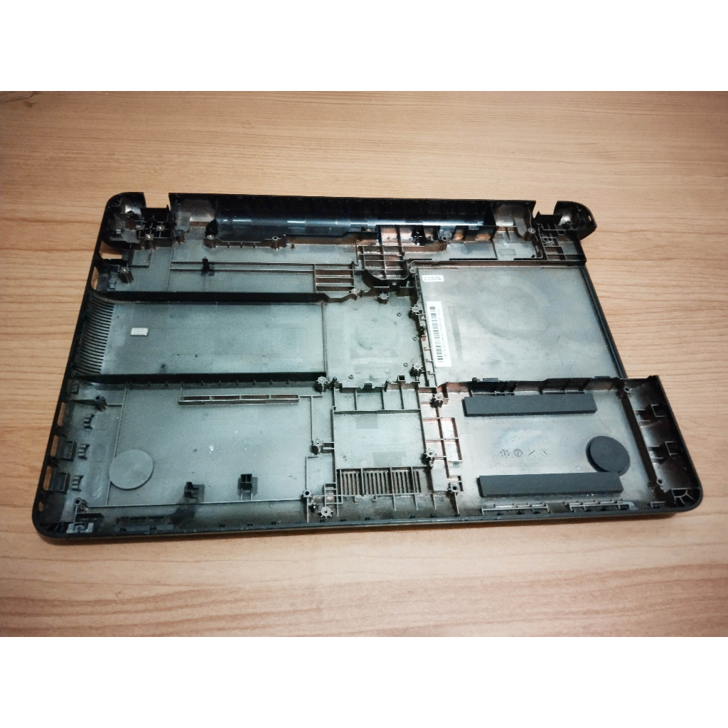 Casing bawah Laptop  Asus x441U