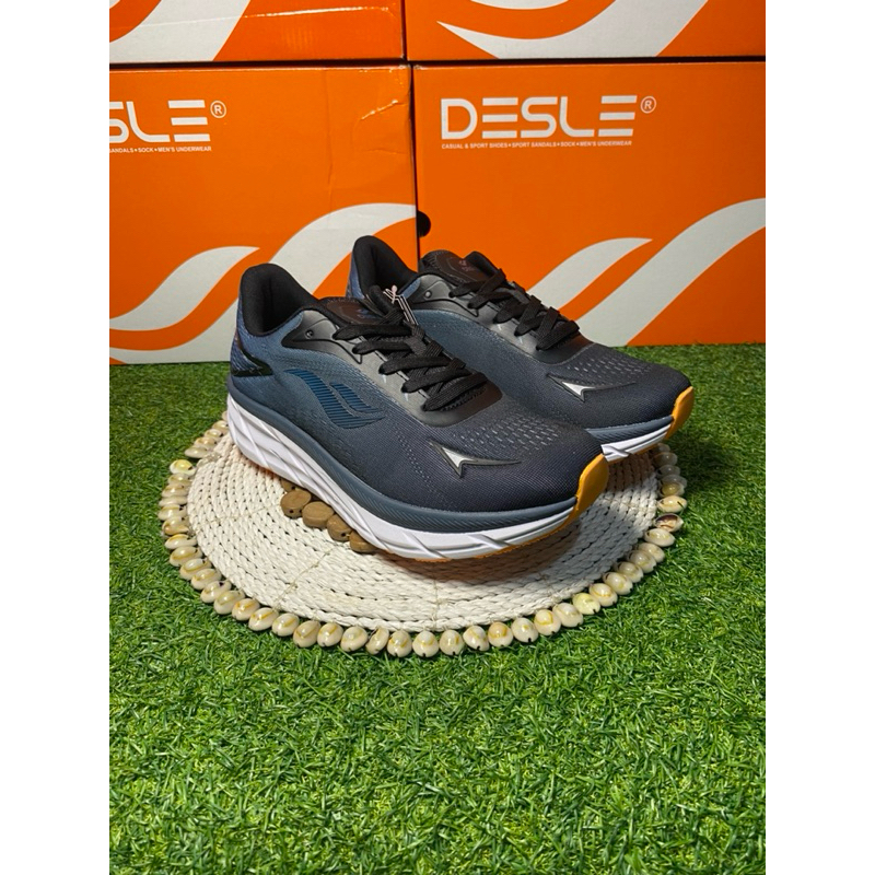 Desle Sepatu Olahraga Pria - Sepatu lari - Rochester by desle - hitam birucoral