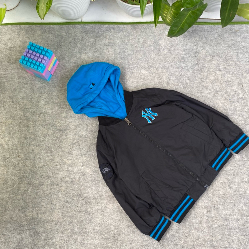 jacket revisible semi varsity anak mlb biru hitam cakep