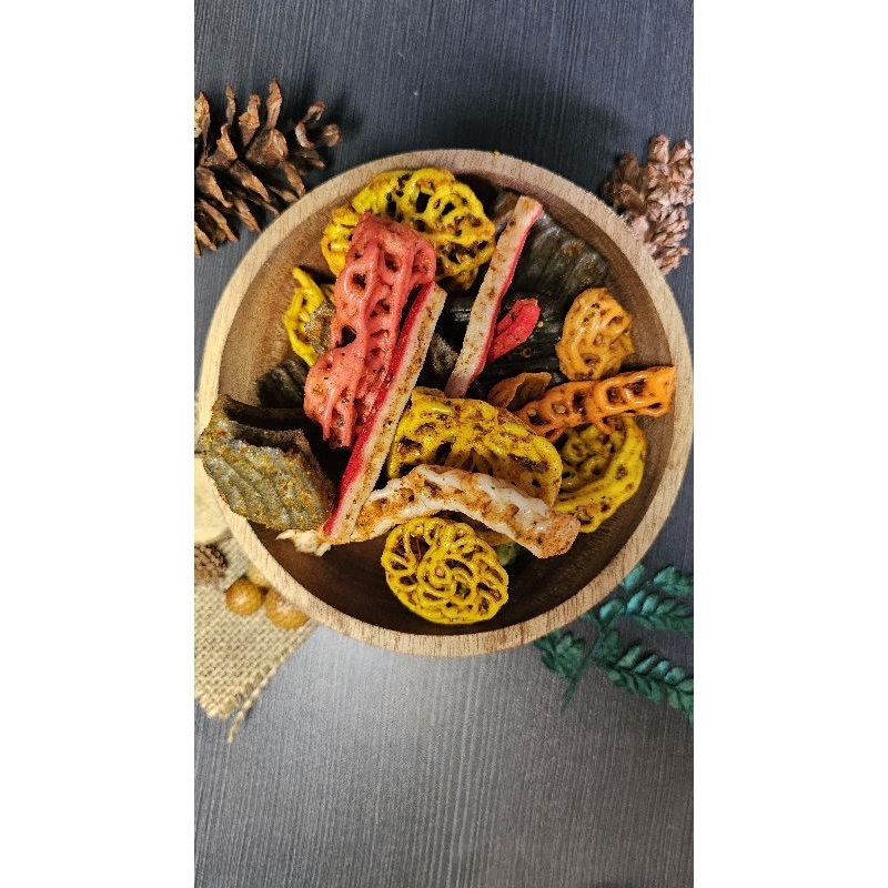 

Paket Bundling Soes Coklat Keripik Sanjai Kerupuk Seblak Sebring Pedas Mix Keripik Usus Mie Gulung Mie Uwel