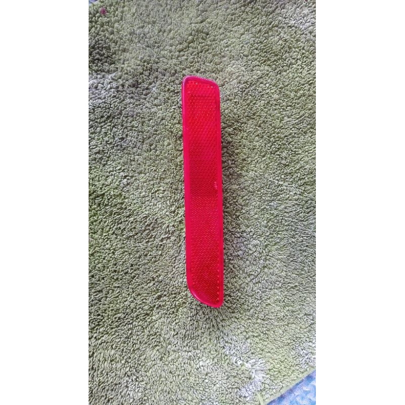 lampu mata kucing bemper belakang Suzuki Ertiga old th 2012-2015