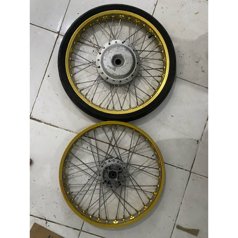 VELG JARI-JARI R17 SET TROMOL BEAT FI/KARBU/SCOOPY/VARIO 110 SIAP PAKE