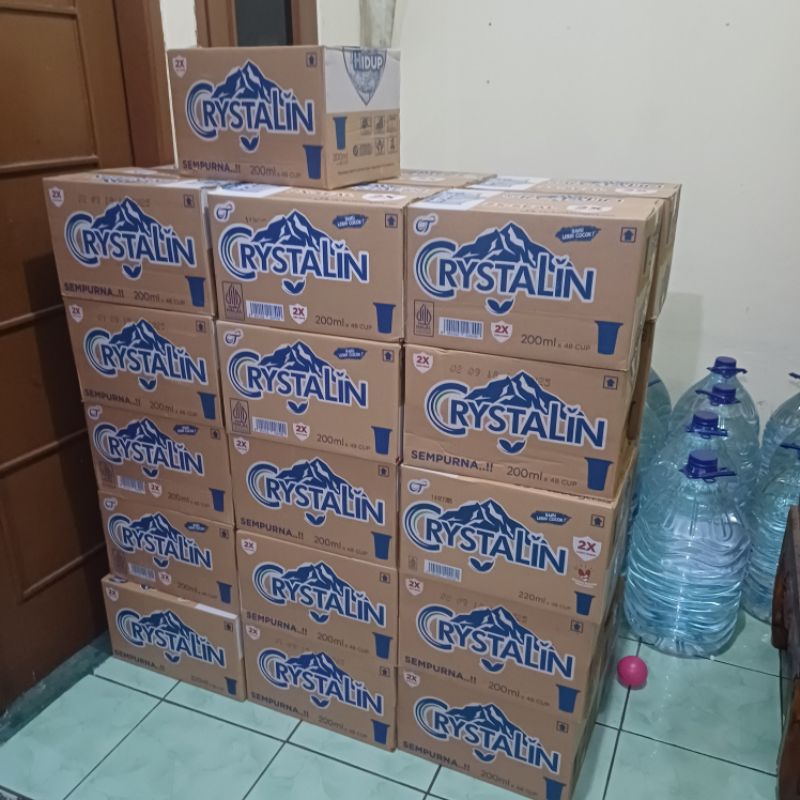 

Air Crystalin gelas 200ml isi 48 dus