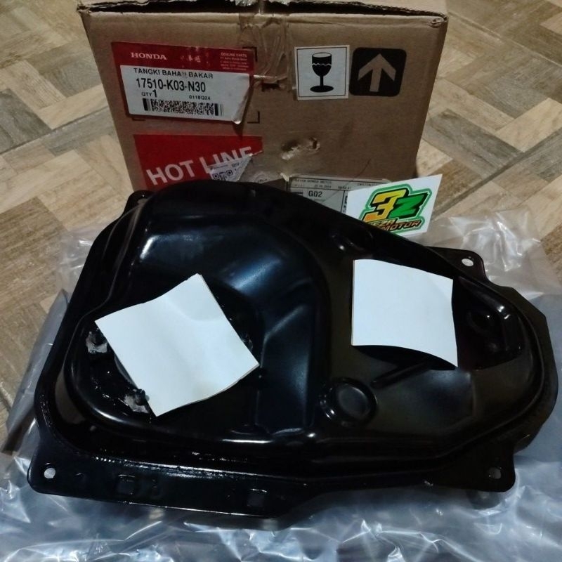 Fuel tank tangki tengki tanki bensin supra x125 fi blade fi revo fi K03 original asli ahm / 17510-K0