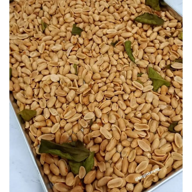 

Kacang goreng