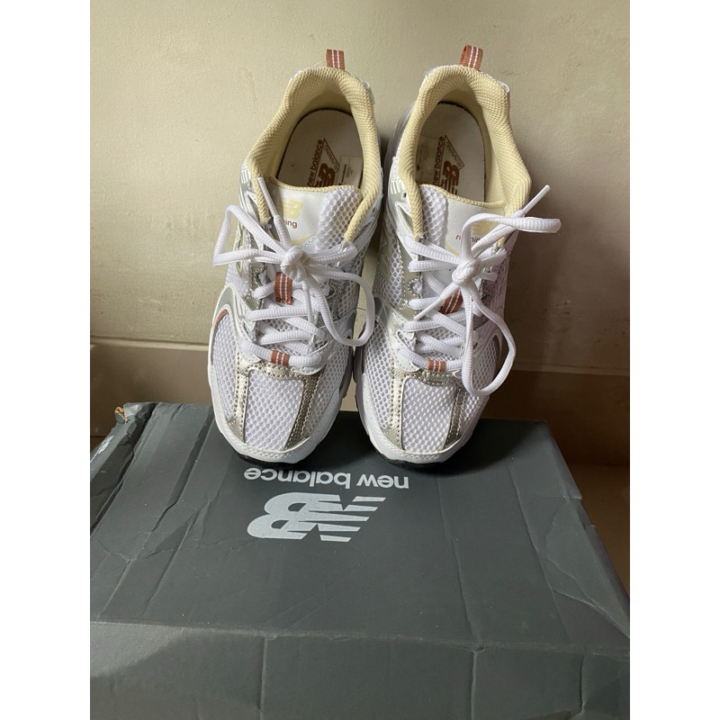 Nb Sepatu Olahraga Putih ori