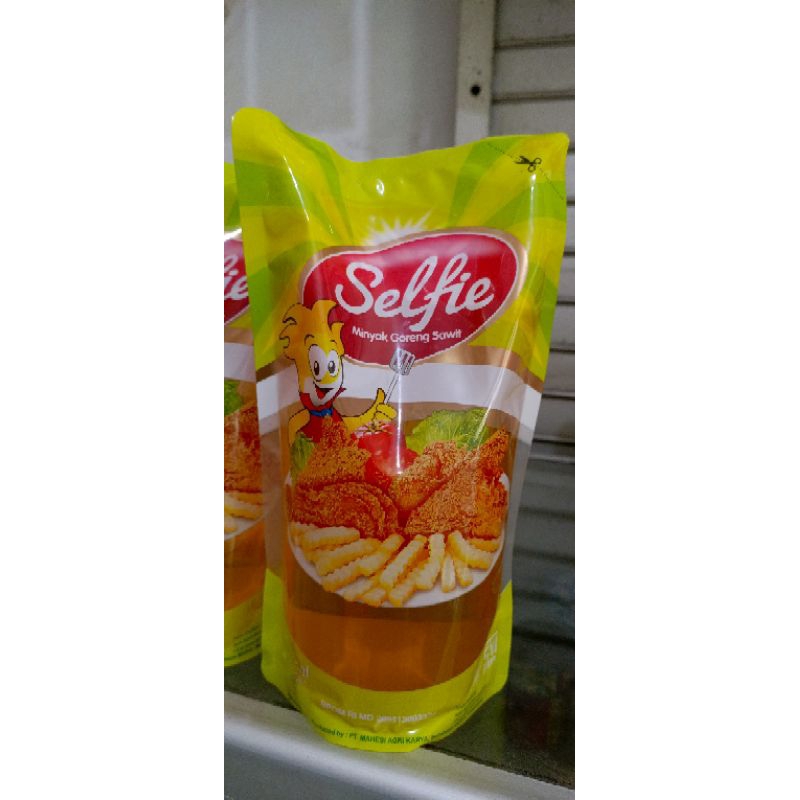 

minyak goreng selfie 1000ml