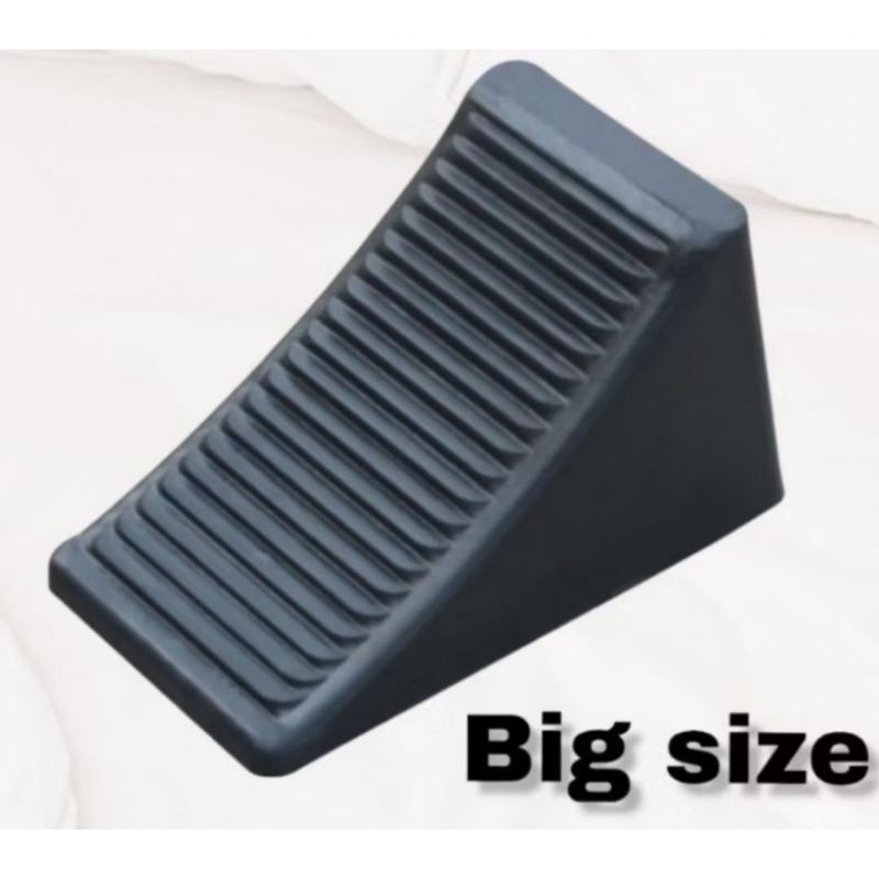 Ganjalan ban mobil truk motor parkir penahan roda rubber wheel parkir chock bahan karet