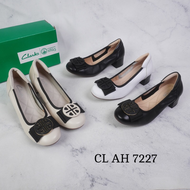 Sepatu Kulit Wanita CLARKS CL AH 7227 Hak 4 cm