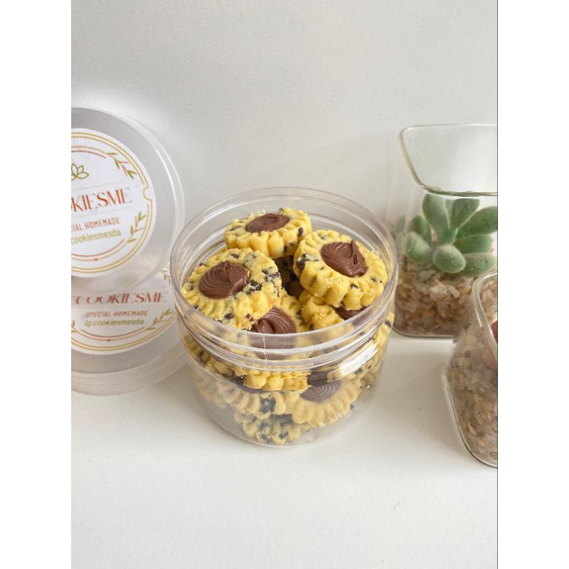 

TART Nutella 400lm Toples tabung