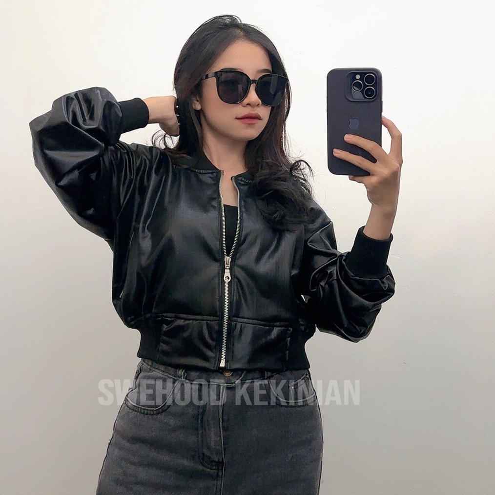 Carissa Jaket Kulit Crop Elegant Wanita Kekinian Fashion Outfit Korean Style Jacket Cewek