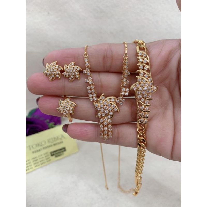 Replika Berlian Kipas Premium