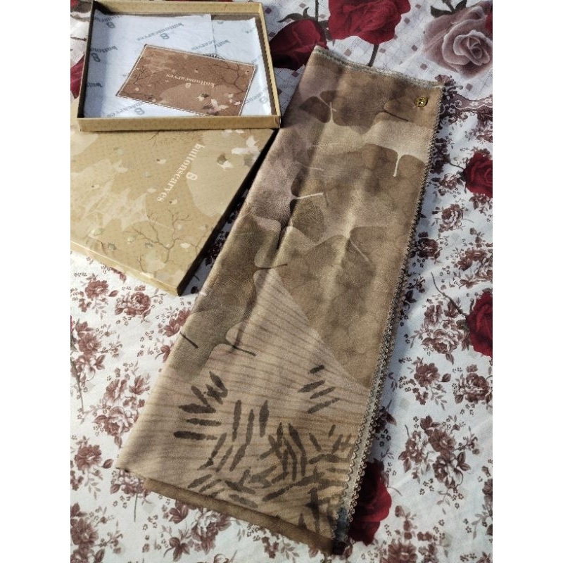 ginkgo toffe preloved buttonscarves