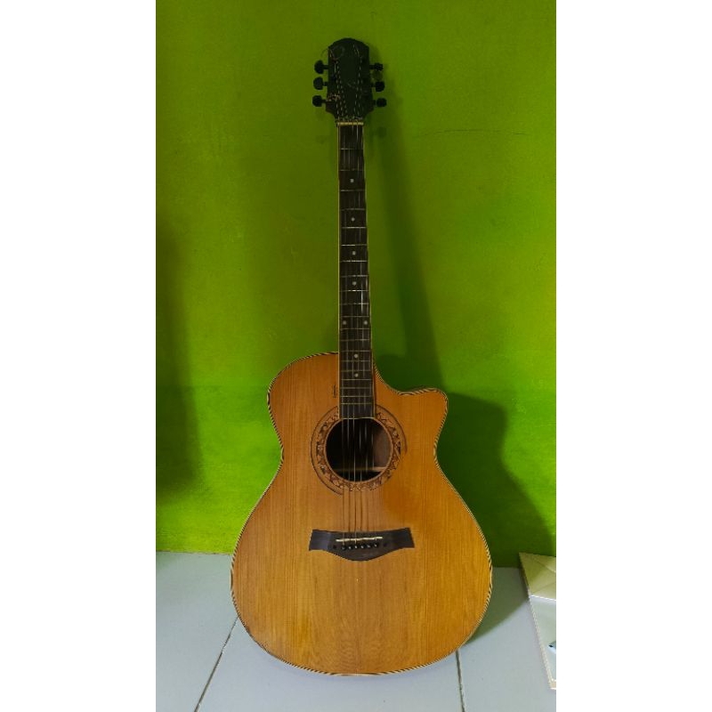 GITAR AKUSTIK CRAFTER