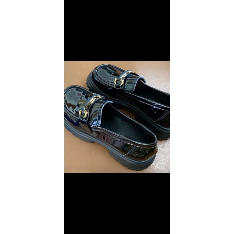 Preloved Docmart Boots by Lawrensia