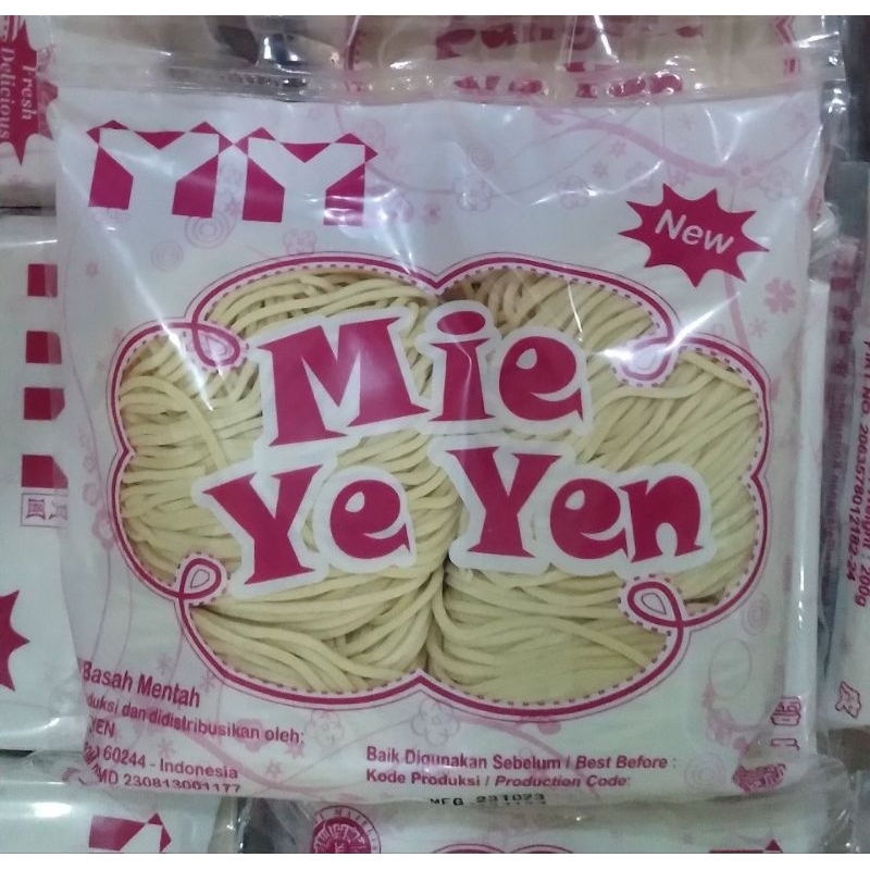 

Mie Pangsit Yeyen Isi 4 Porsi