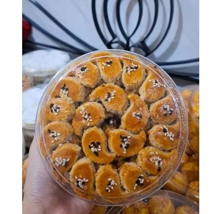 

KUE KACANG SKIPPY 500 GRAM. KUE NATAL