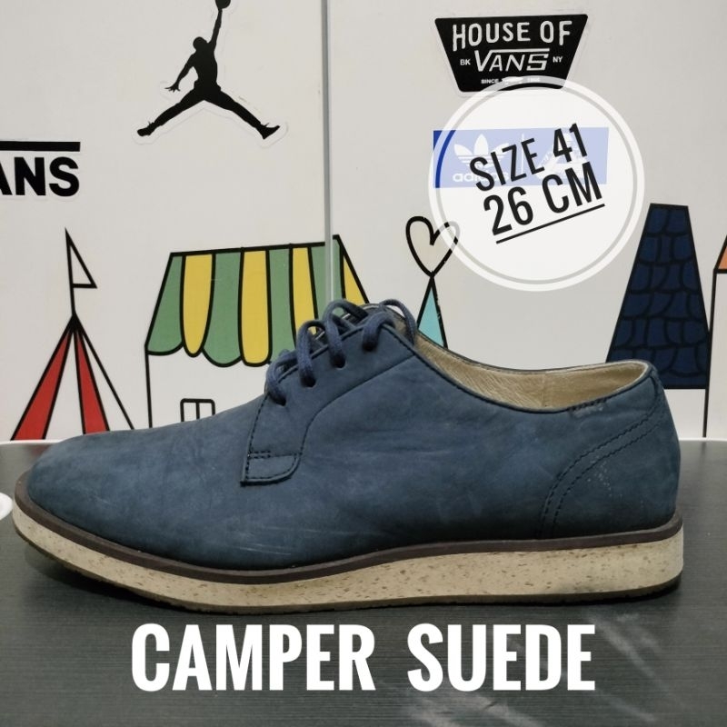 Sepatu Camper Suede