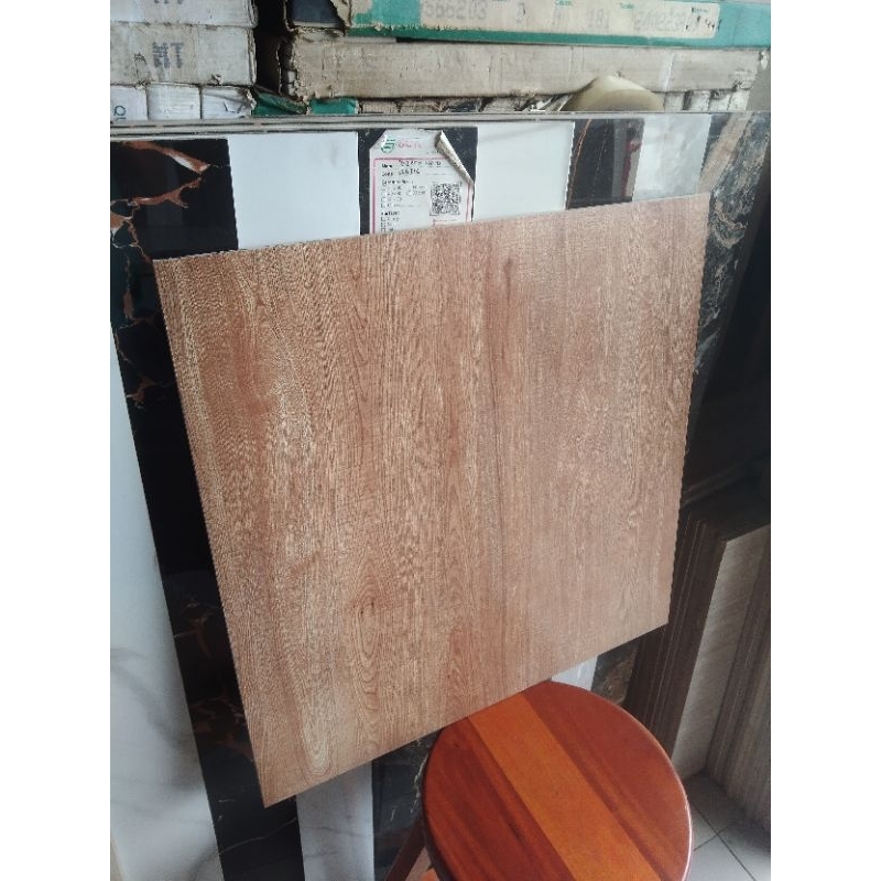 granit 60x60 concort serat kayu met H