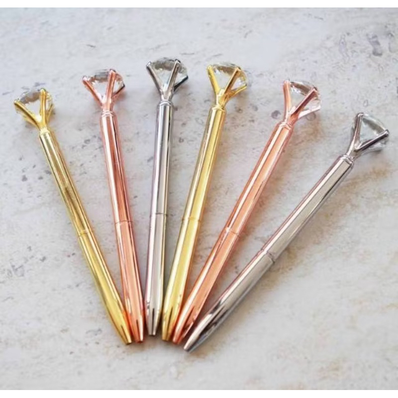 

Diamond Crystal Pulpen Gold & Rose Gold Souvenir Pernikahan Ultah Cantik Kado Berlian Pen Wedding