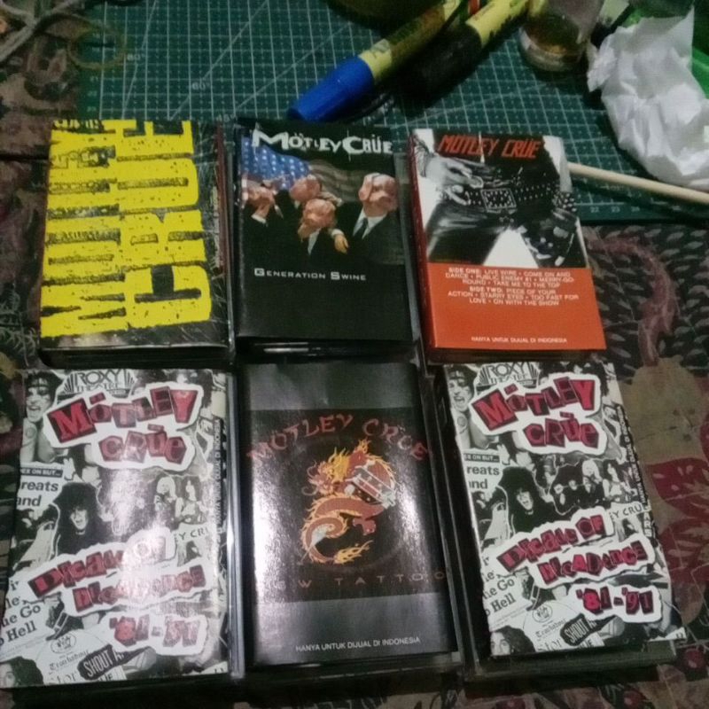 MOTLEY  CRUE   COLLECTION KASET  PITA