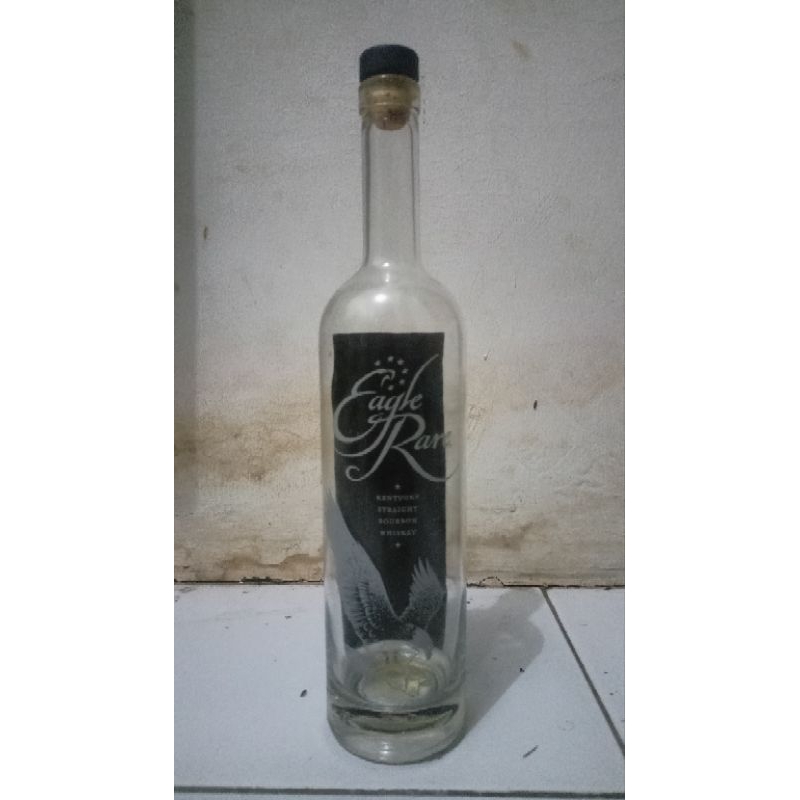 Jual Botol Bekas Eagle Rare - Kentucky Straight Bourbon Whiskey.