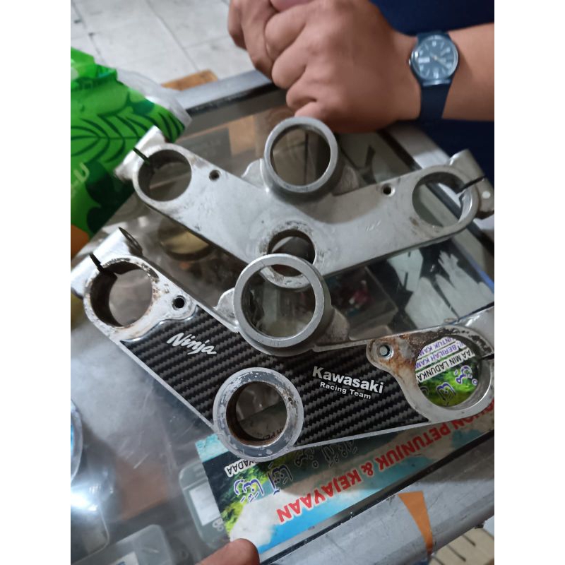 SEGITIGA ATAS NINJA R SS ORIGINAL COPOTAN MOTOR