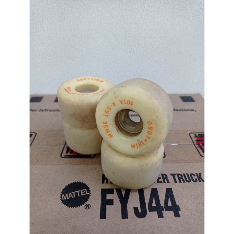Skateboard wheels mini-logo conical bekas