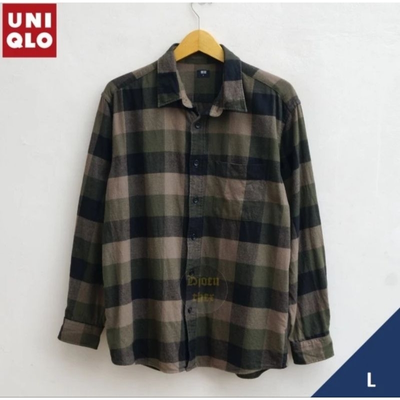 Uniqlo Kemeja Flannel Olive Plaidshirt 44178