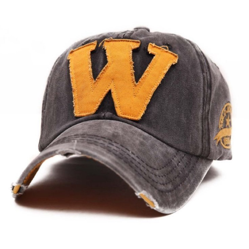 Topi Jersey Hitam Kuningan "W"