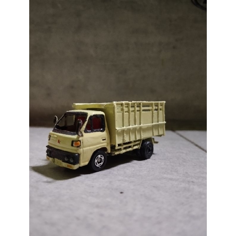 miniatur truk umpung diecast mitsubishi colt tomica mitsubishi canter