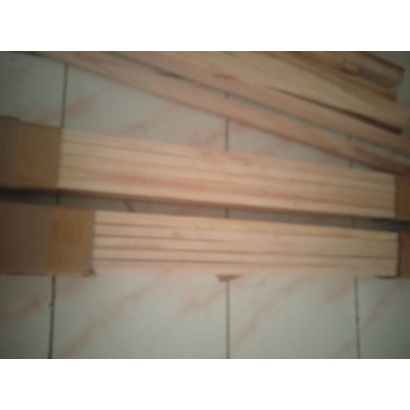 kayu reng
