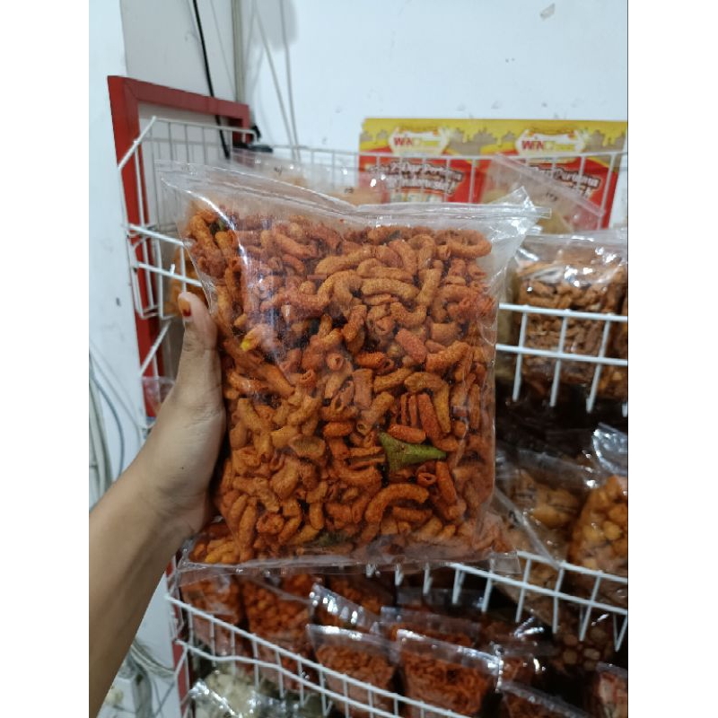 

MAKARONI DAUN JERUK 250GR