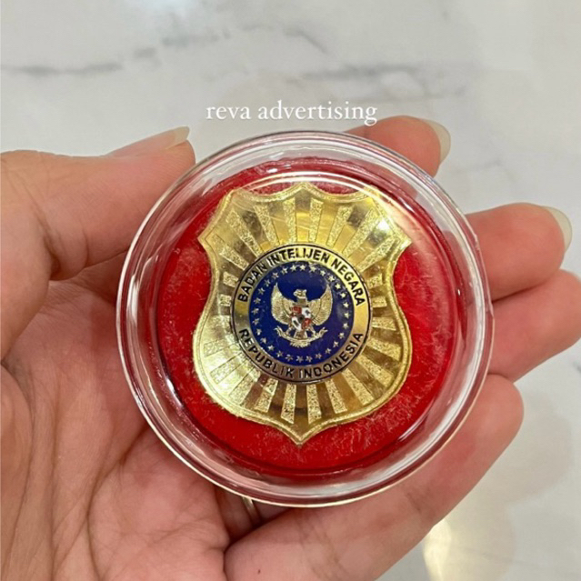 pin dada bin biru magnet | badan intelijen negara republik indonesia