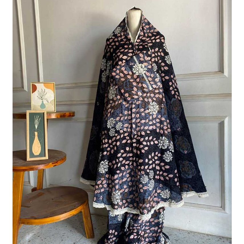 MUKENA DEWASA MOTIF DAUN BATIK RENDA KECIL