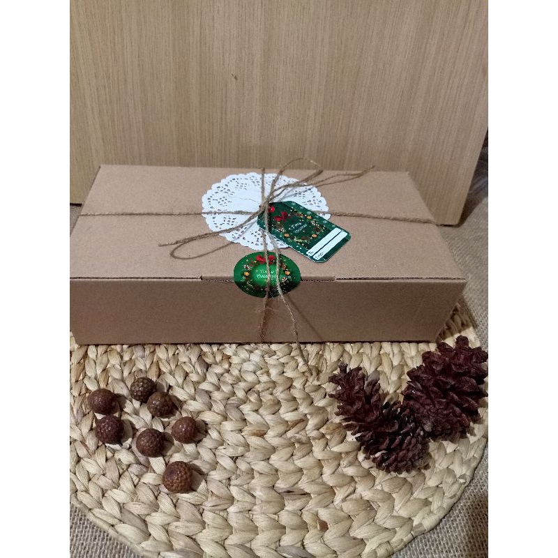 

Hampers Edisi Natal/Lebaran isi 7 Toples @200ml