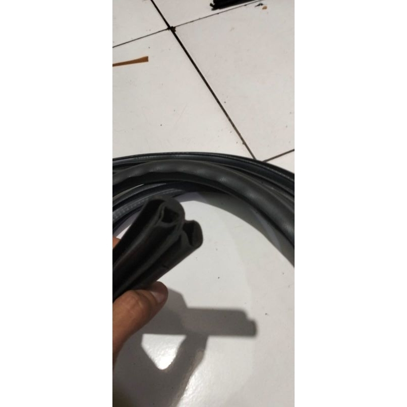 karet body pintu honda stream original honda