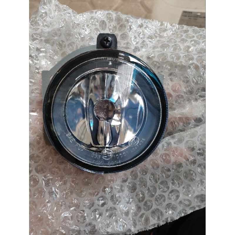 fog lamp / lampu kabut Pajero 2010-2015